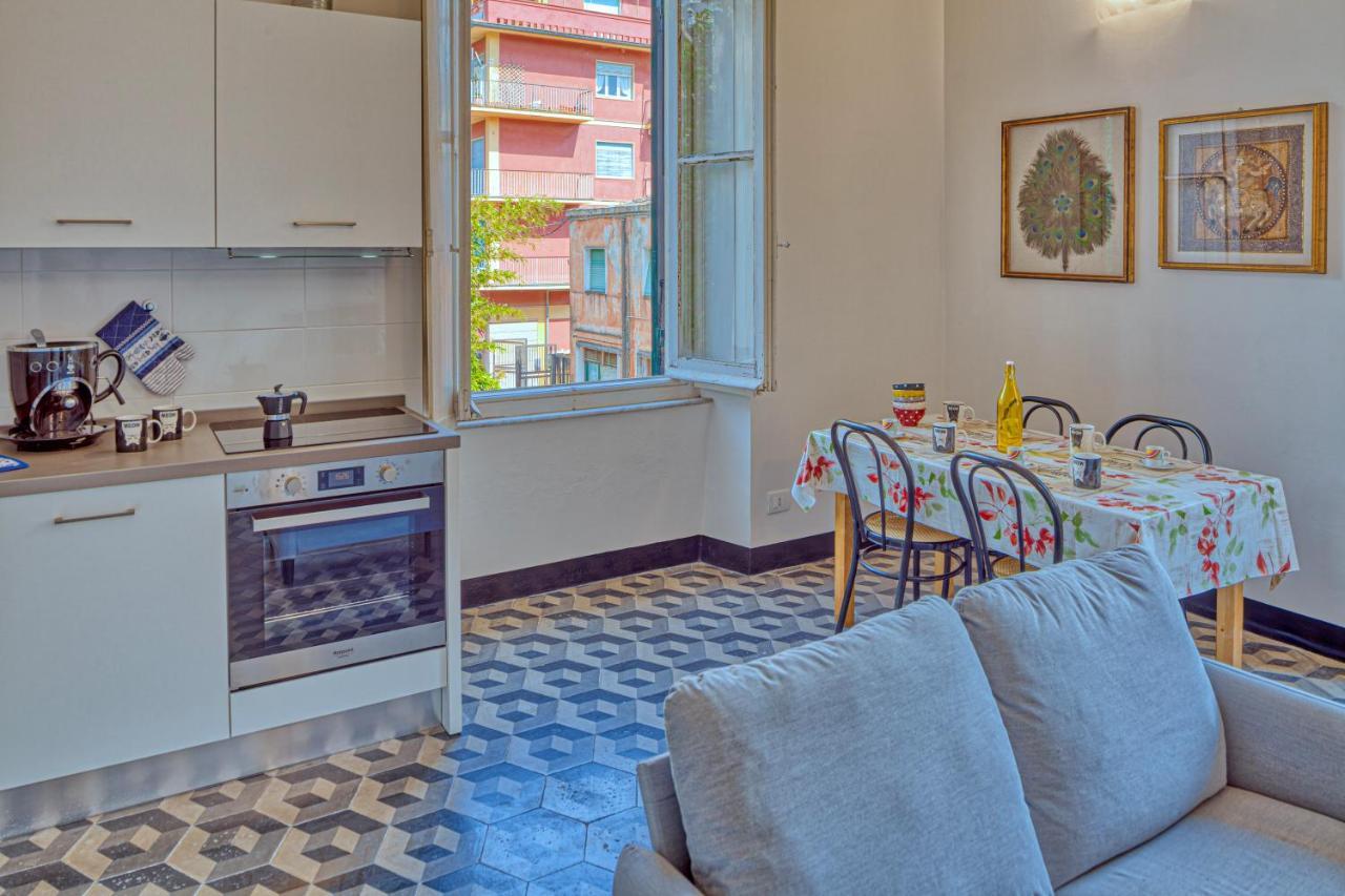 Leone I And Leone II Apartments Леванто Екстер'єр фото